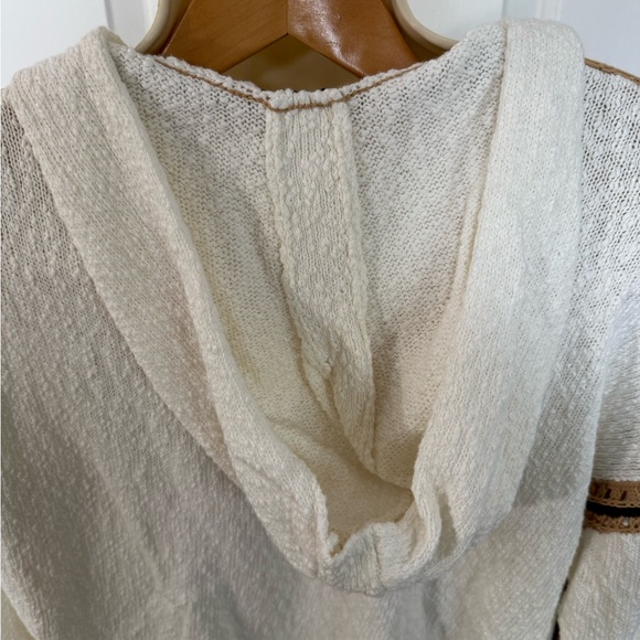 hem & thread White and Tan Light Weight Cotton Spring Summer Hoodie Sweater in L - Picture 5 of 7